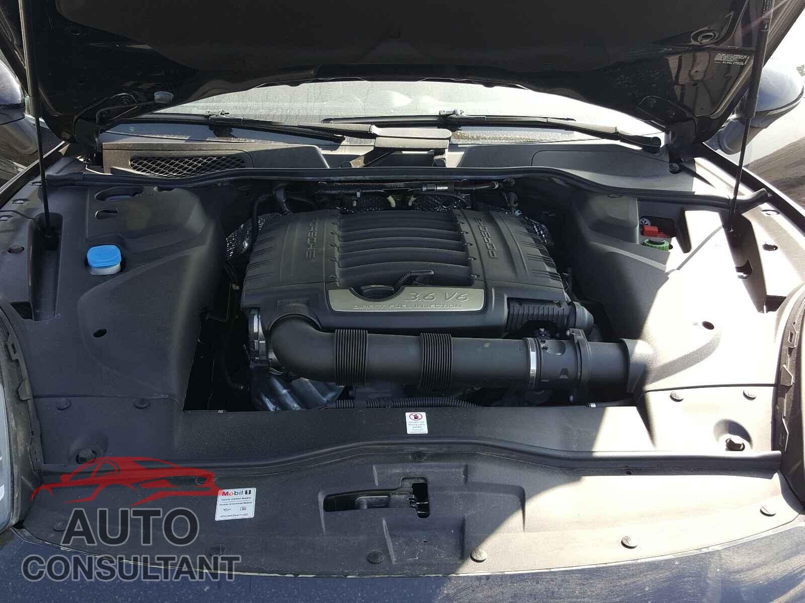 PORSCHE CAYENNE 2017 - WP1AA2A20HKA89600