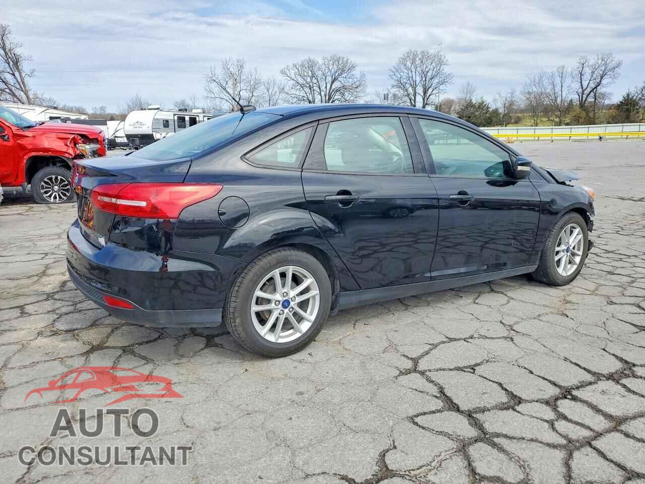 FORD FOCUS 2017 - 1FADP3F23HL344736