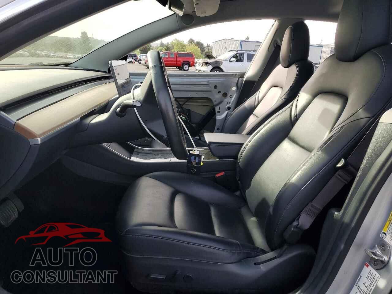 TESLA MODEL 3 2018 - 5YJ3E1EA2JF060726