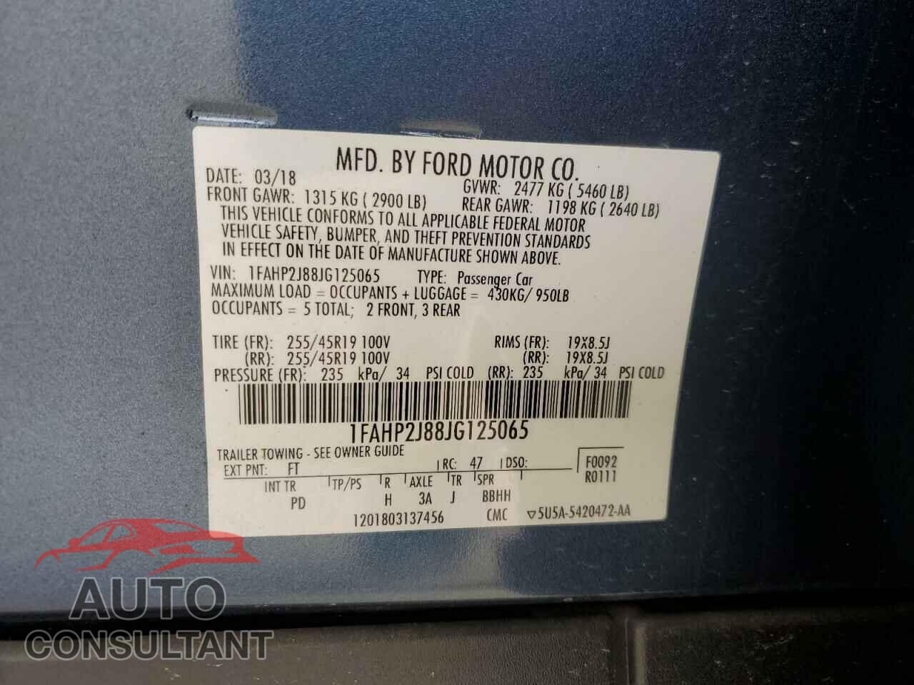 FORD TAURUS 2018 - 1FAHP2J88JG125065