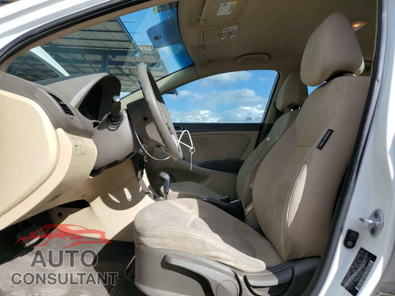 HYUNDAI ACCENT 2012 - KMHCU4AE1CU151330