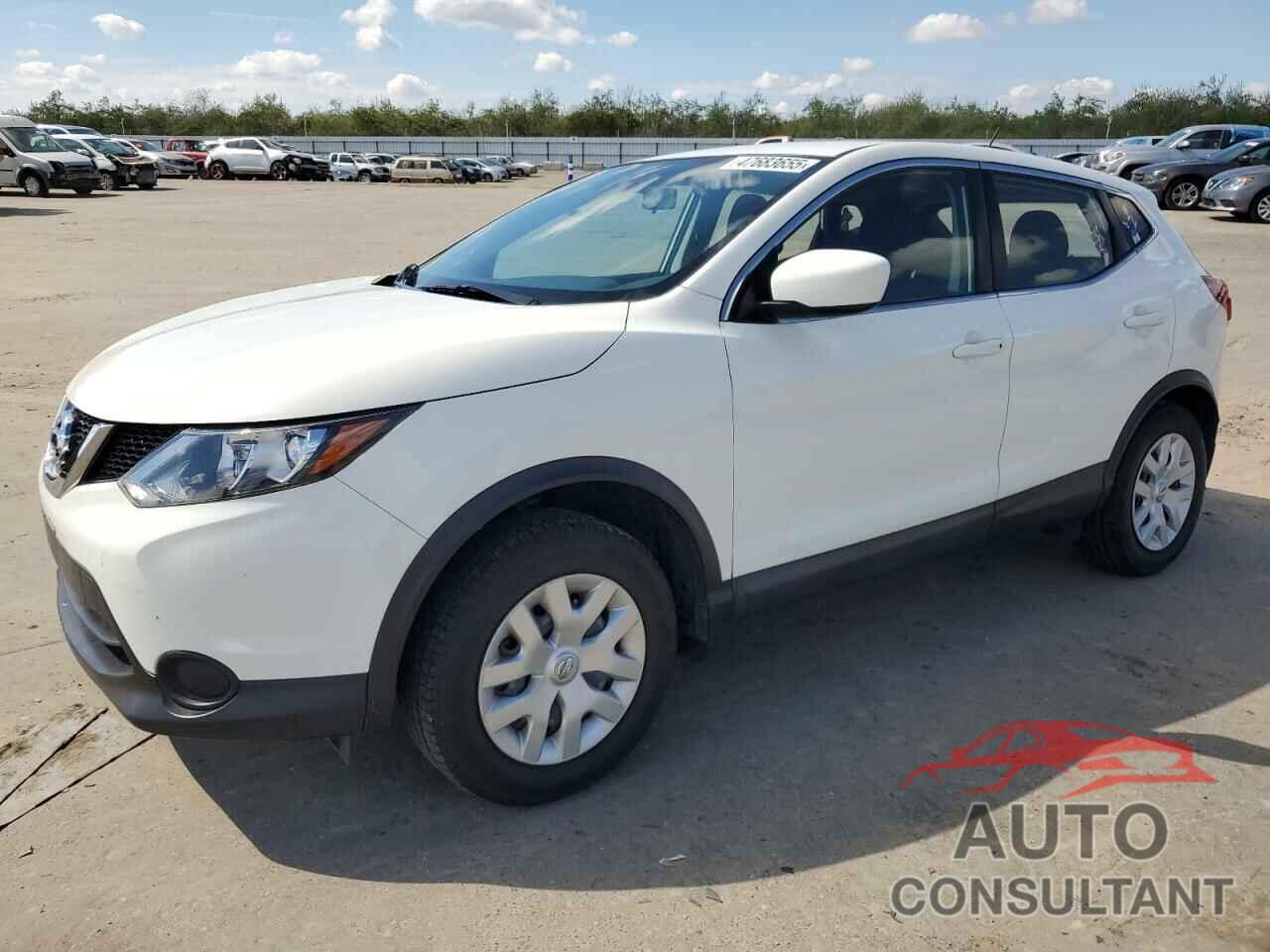 NISSAN ROGUE 2017 - JN1BJ1CR5HW106932