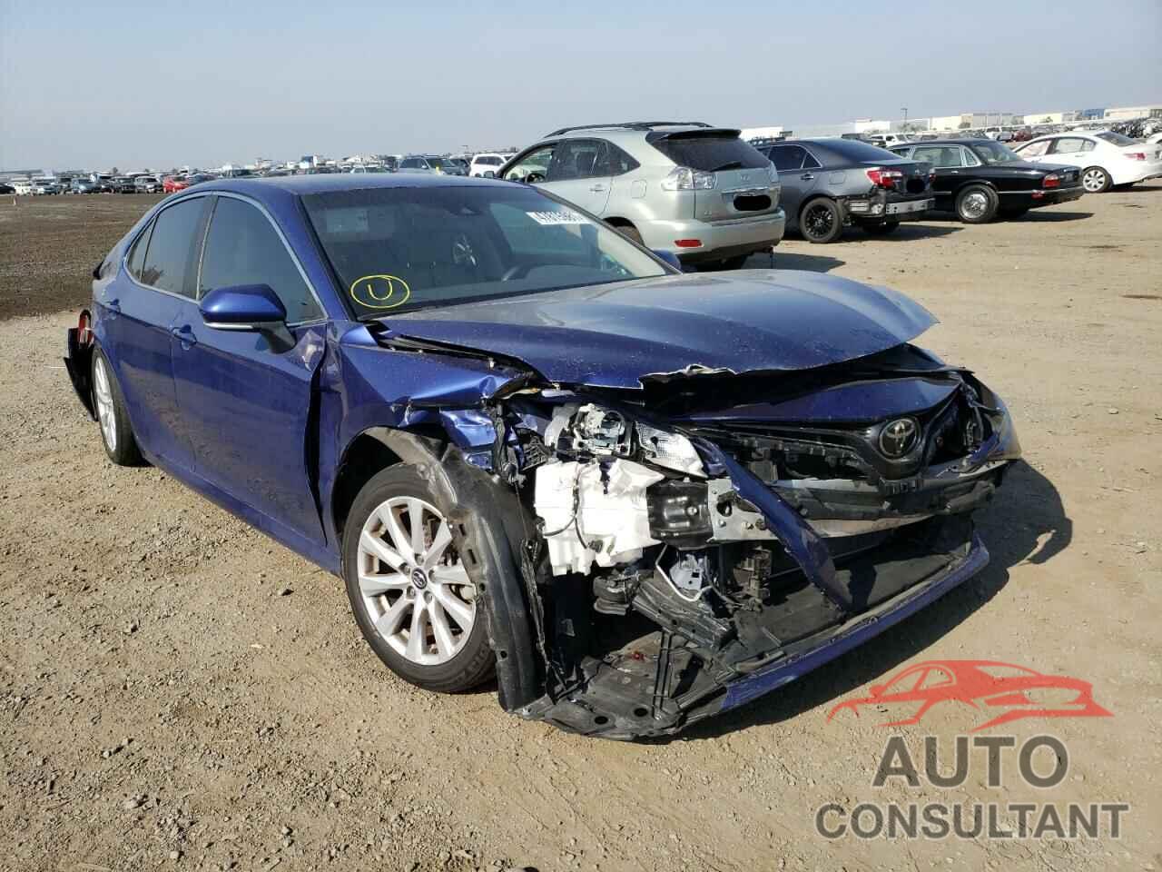 TOYOTA CAMRY 2018 - 4T1B11HK6JU530738