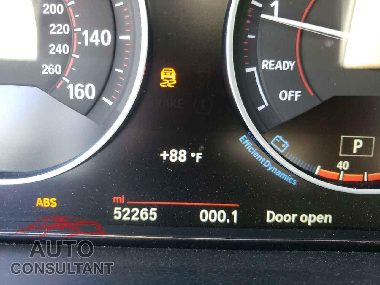 BMW 3 SERIES 2016 - WBA8E3G51GNU02093
