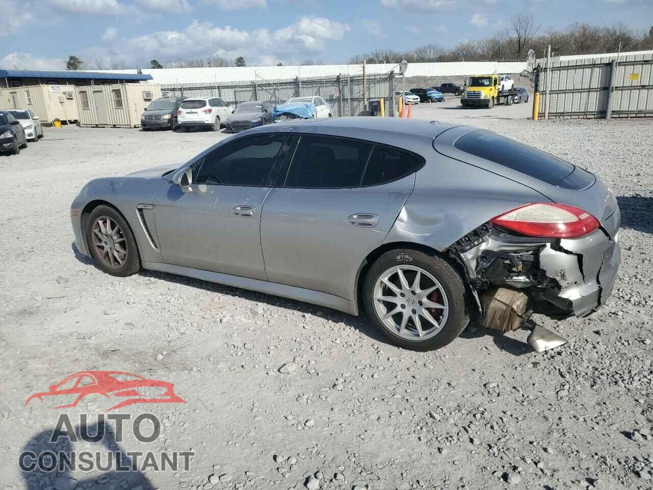 PORSCHE PANAMERA 2011 - WP0AA2A72BL010443