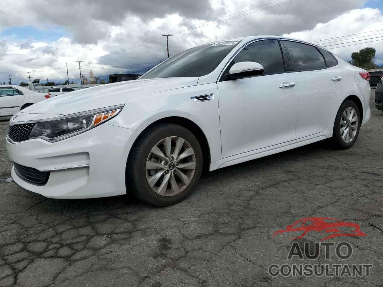 KIA OPTIMA 2018 - 5XXGU4L36JG190368