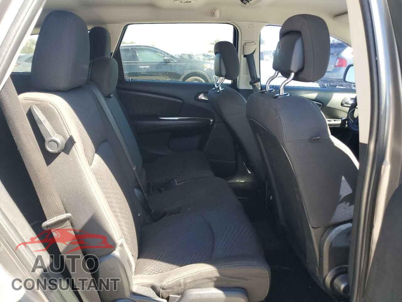 DODGE JOURNEY 2012 - 3C4PDCBG9CT220663