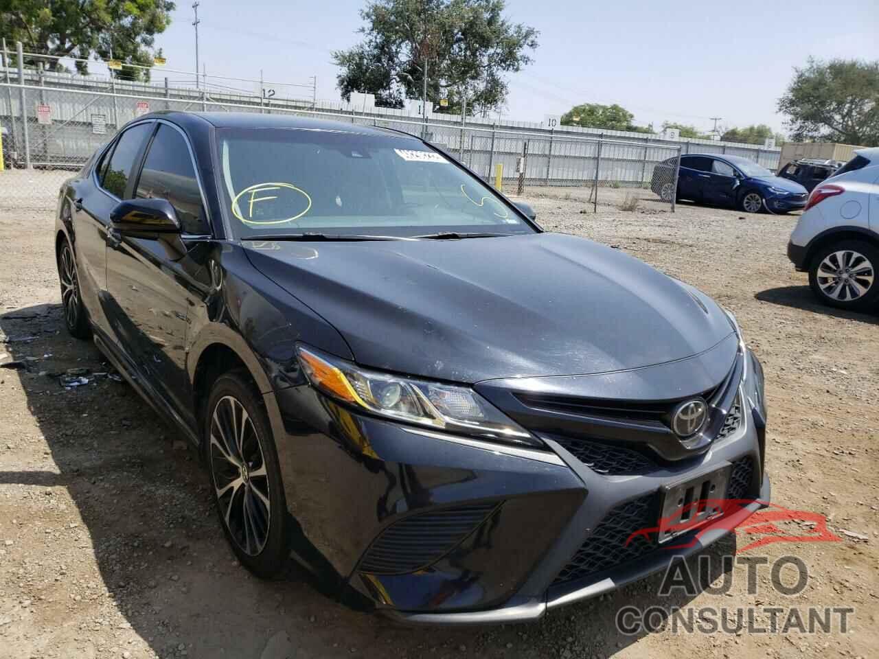 TOYOTA CAMRY 2019 - 4T1B11HK2KU757426