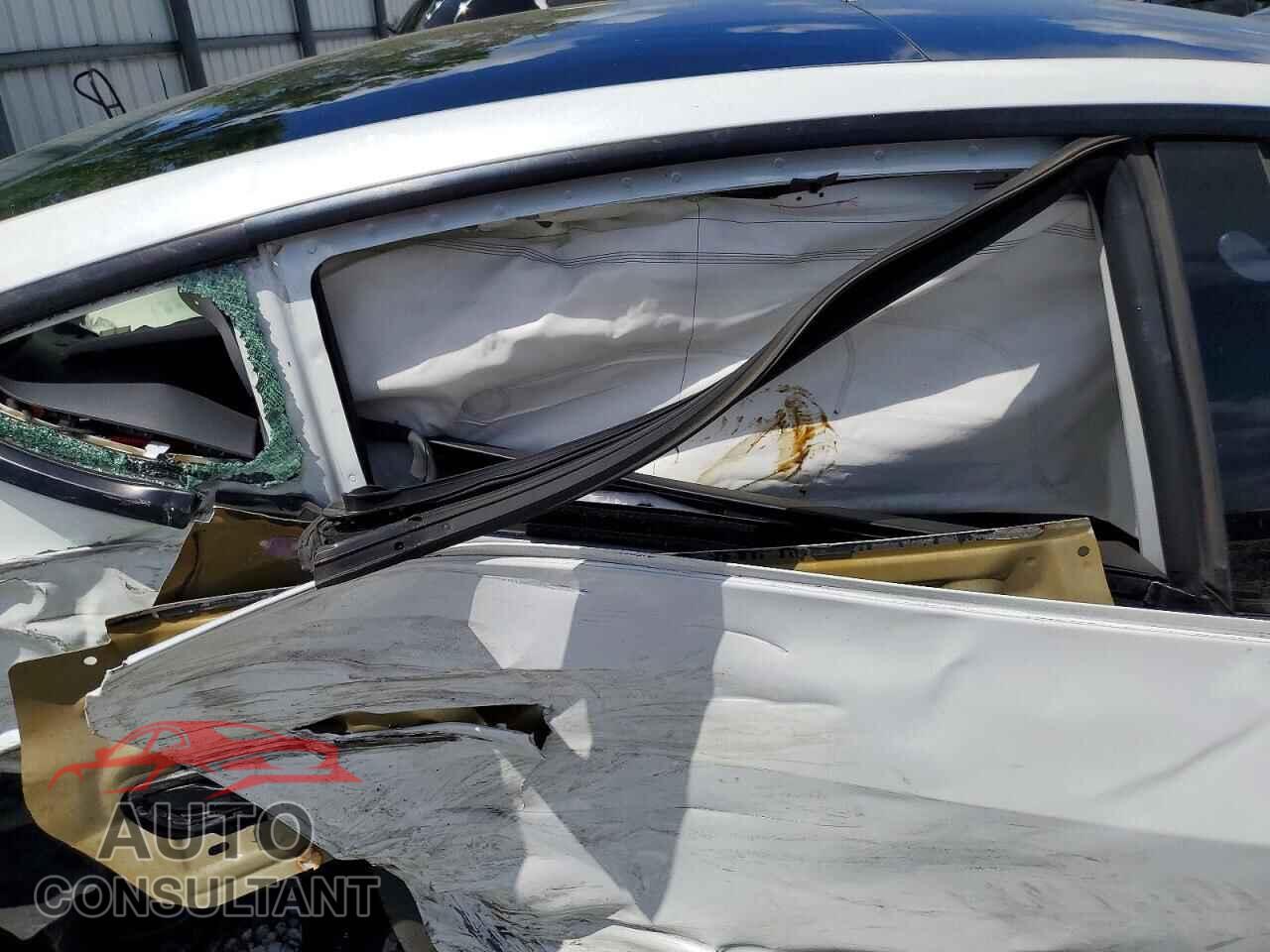 TESLA MODEL 3 2021 - 5YJ3E1EA2MF851472