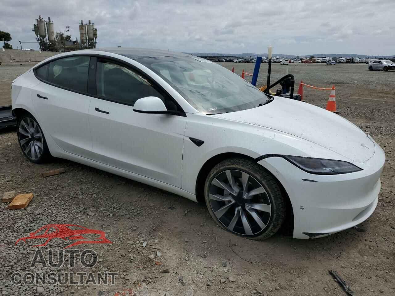 TESLA MODEL 3 2024 - 5YJ3E1EB1RF789756