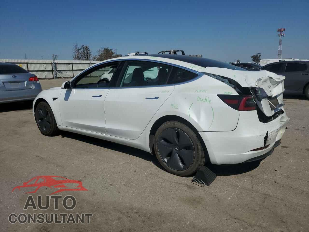 TESLA MODEL 3 2019 - 5YJ3E1EA3KF483719