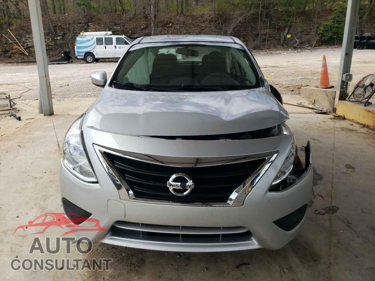 NISSAN VERSA 2017 - 3N1CN7AP3HL851293