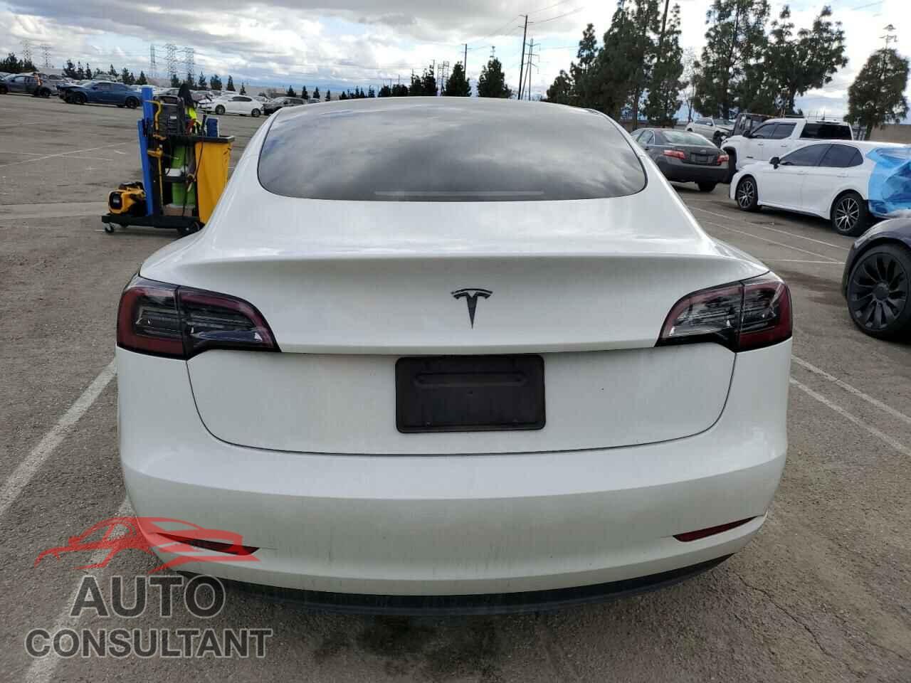 TESLA MODEL 3 2023 - 5YJ3E1EAXPF574333