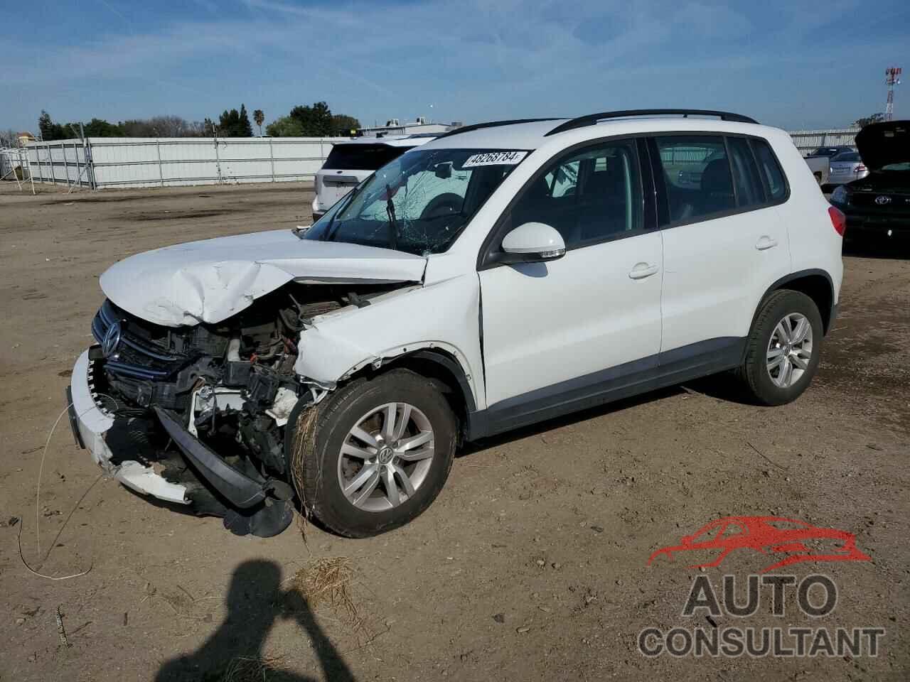 VOLKSWAGEN TIGUAN 2016 - WVGAV7AX1GW523167