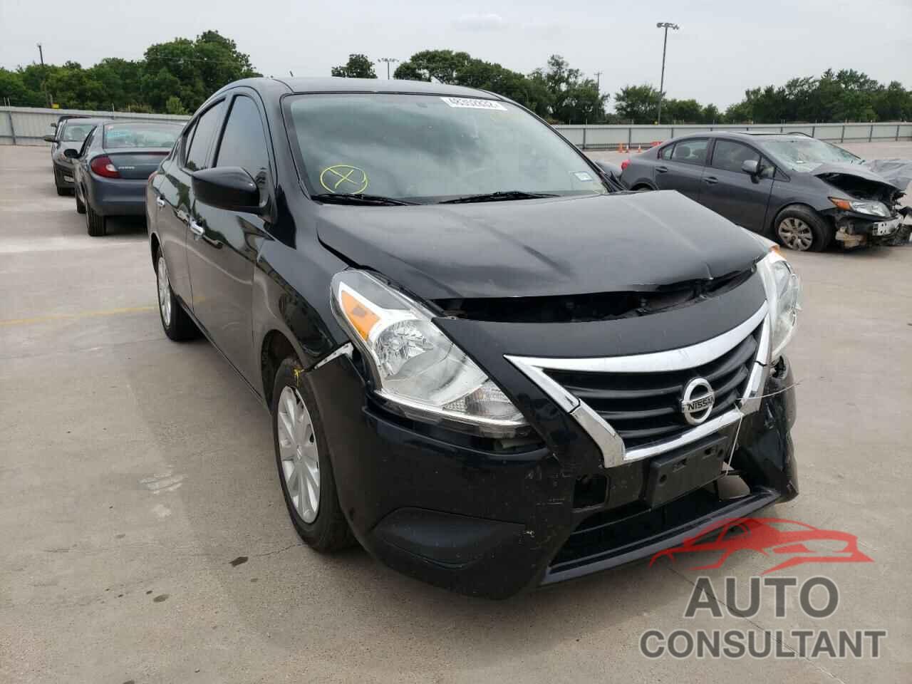 NISSAN VERSA 2019 - 3N1CN7APXKL839813