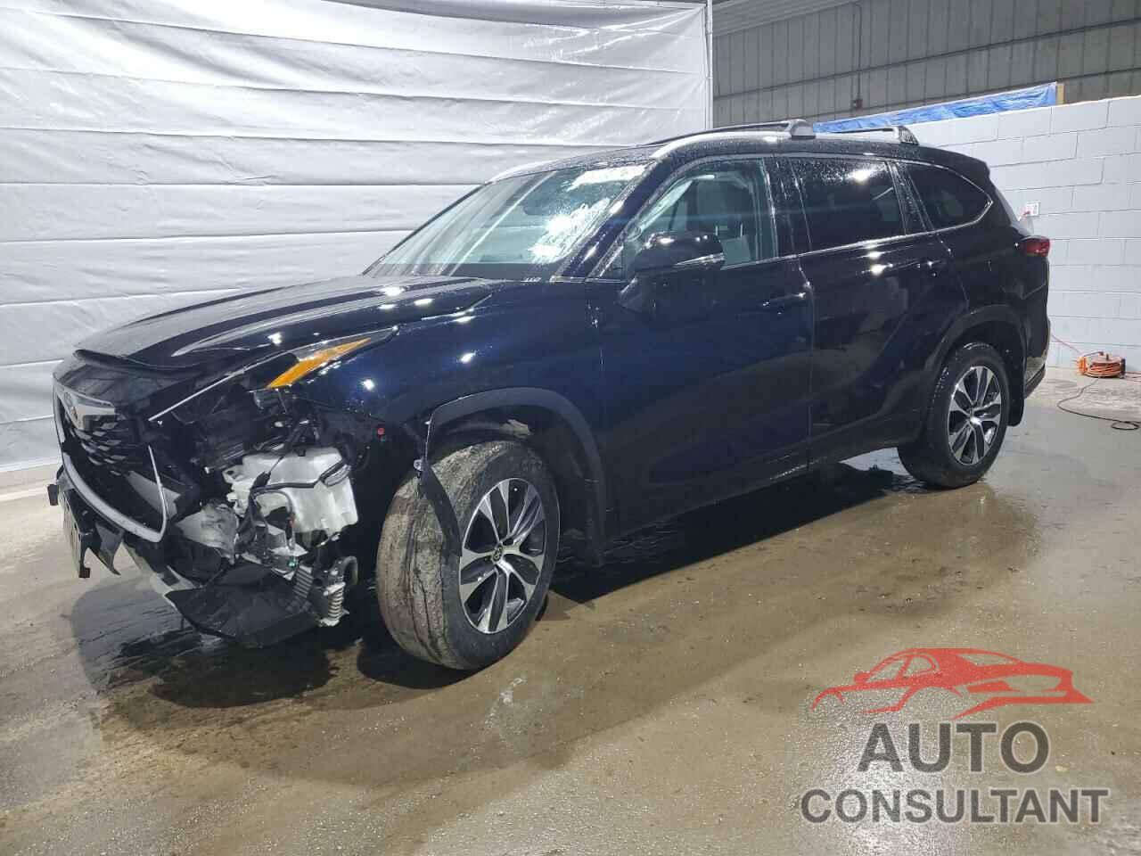 TOYOTA HIGHLANDER 2022 - 5TDGZRBH6NS236040