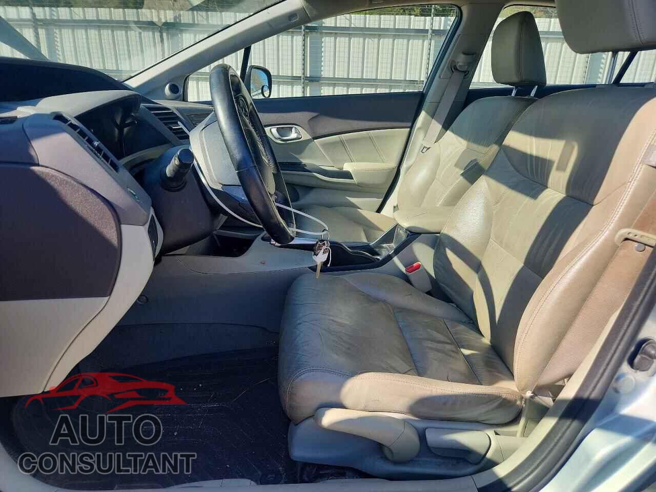 HONDA CIVIC 2012 - JHMFB4F38CS006424