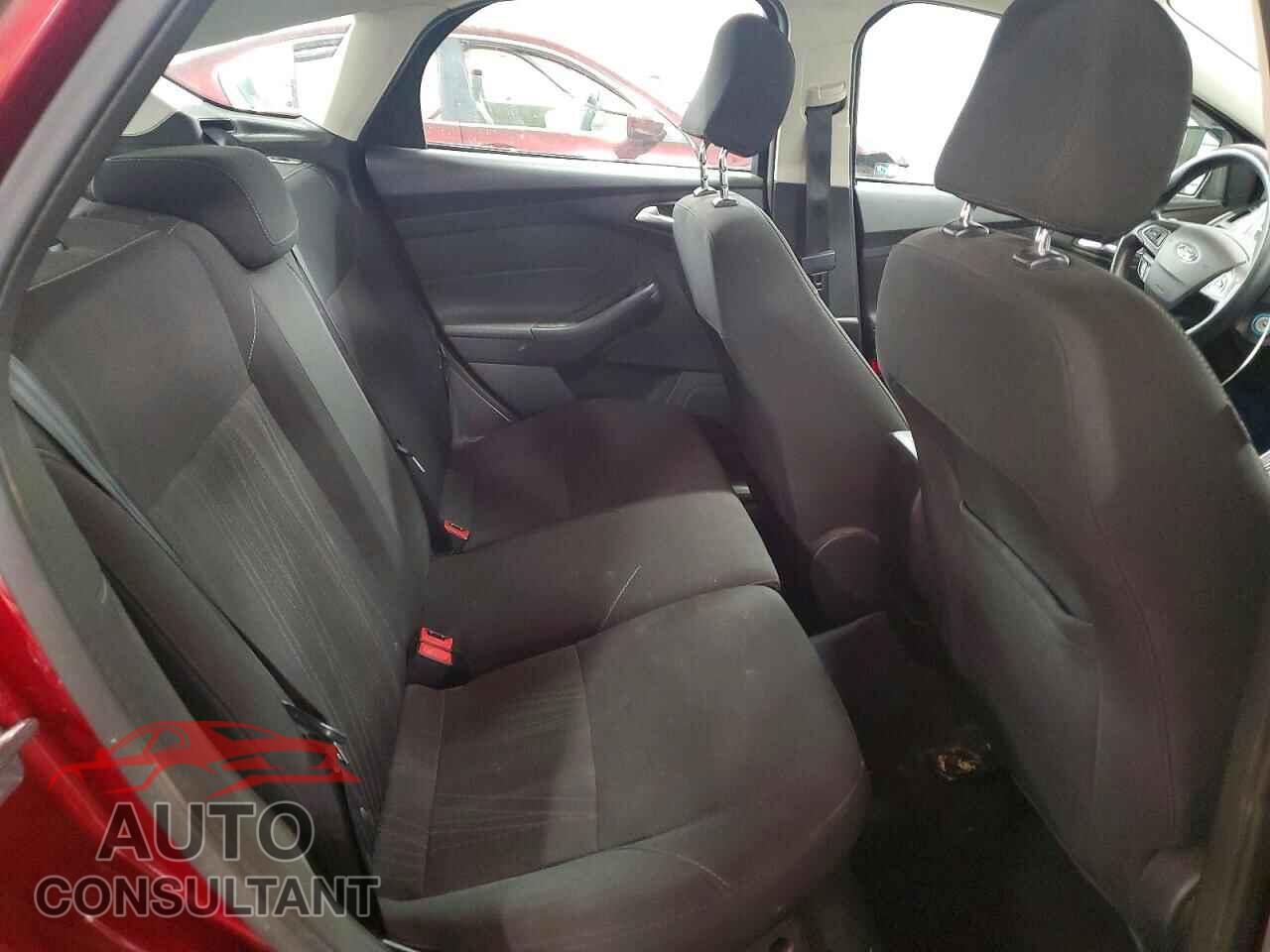 FORD FOCUS 2017 - 1FADP3M21HL230382