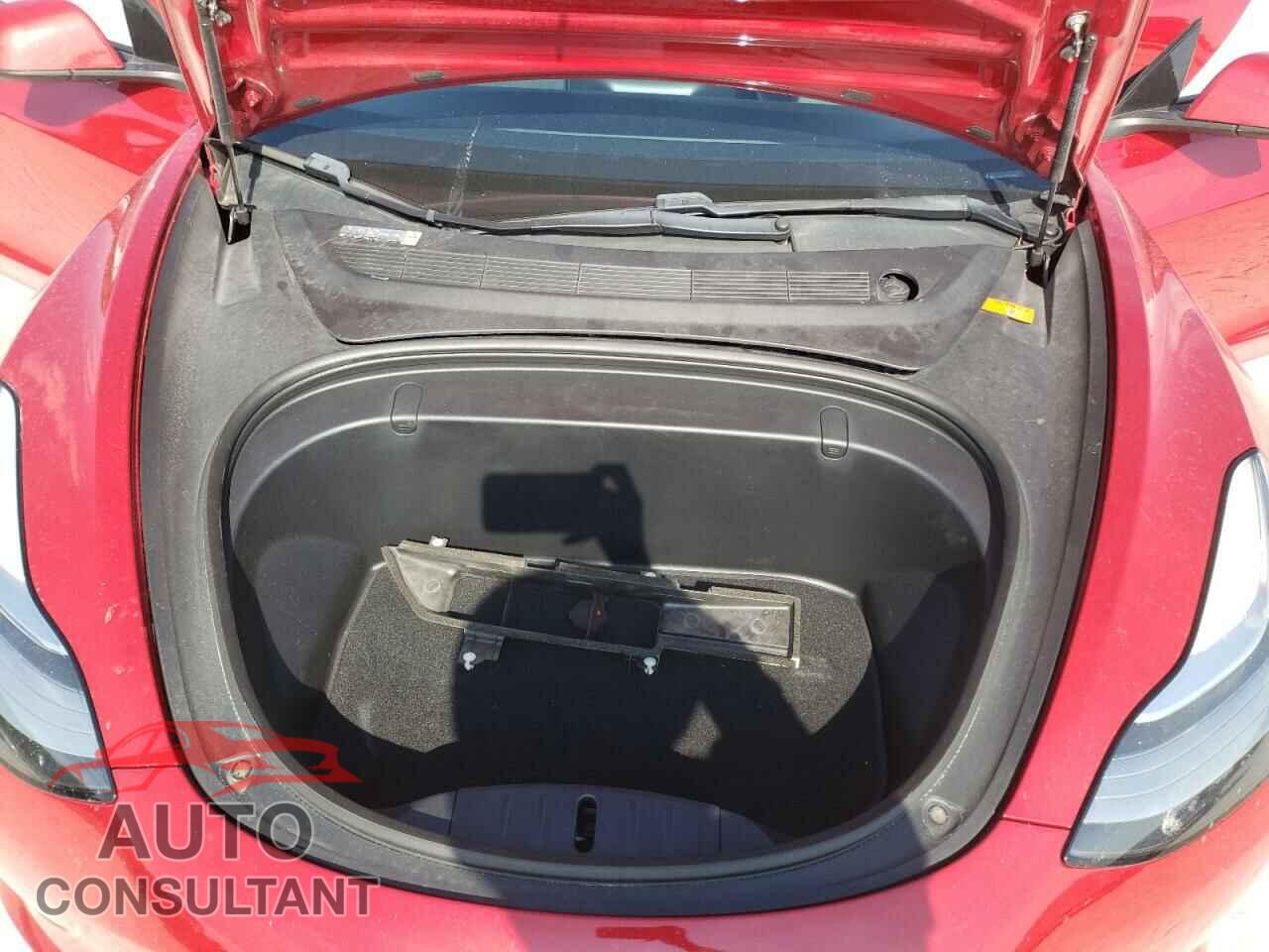 TESLA MODEL 3 2018 - 5YJ3E1EA1JF039902