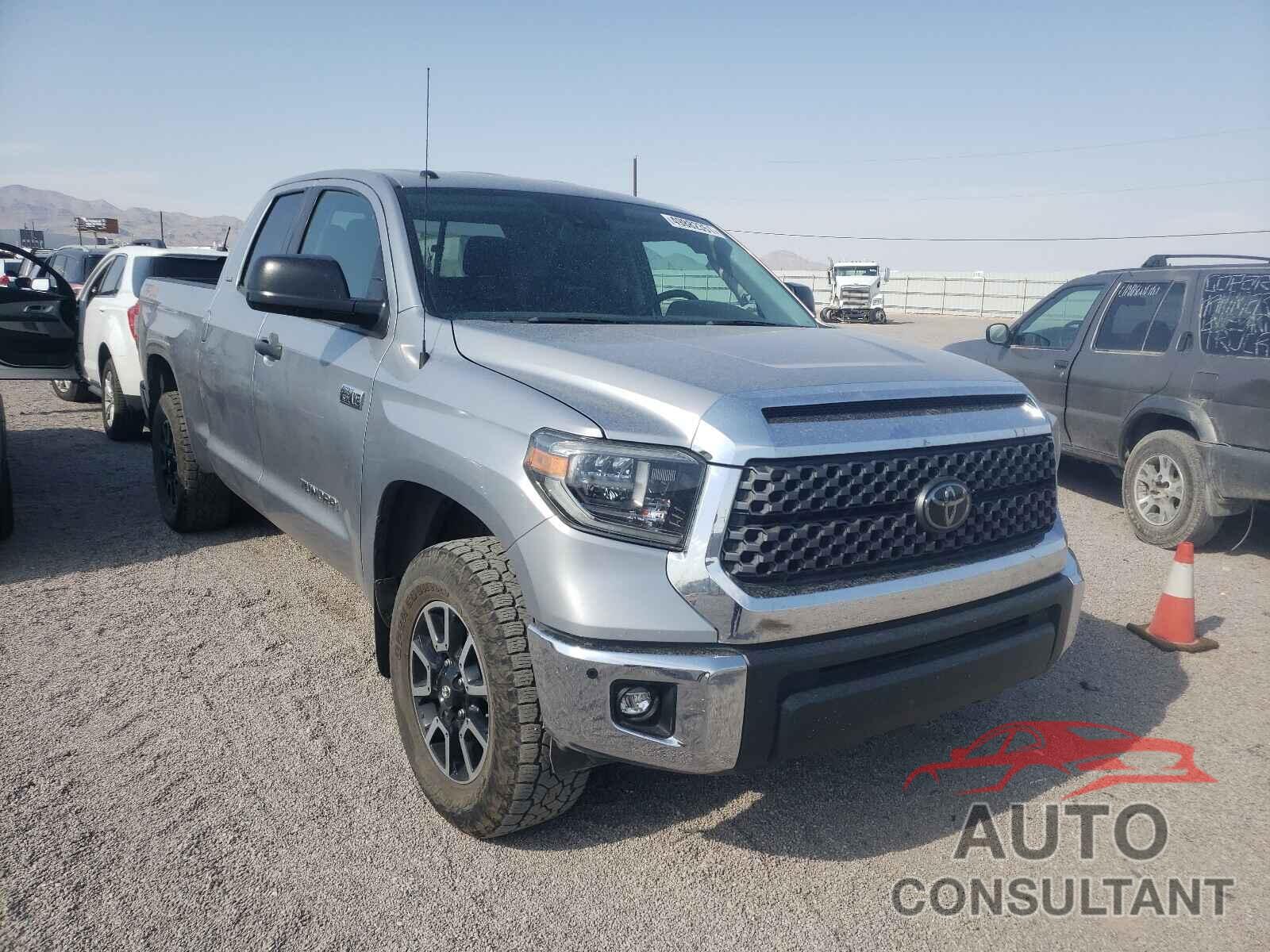 TOYOTA TUNDRA 2018 - 5TFUY5F19JX705699