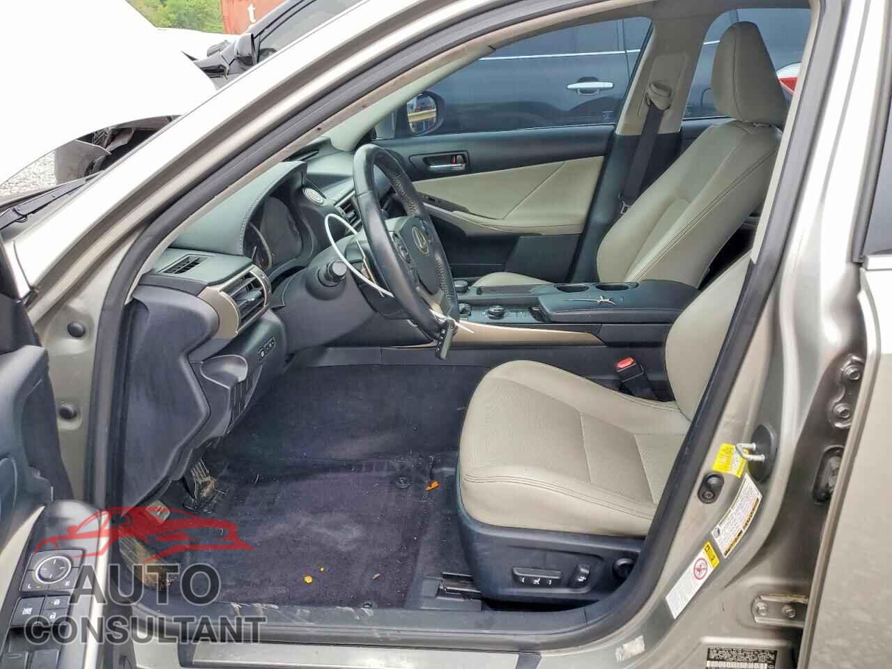 LEXUS IS 2014 - JTHBF1D29E5031393