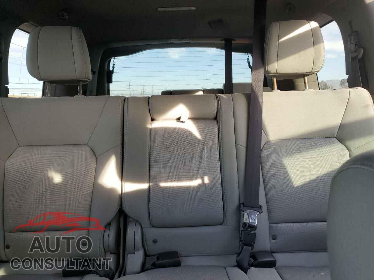 HONDA PILOT 2014 - 5FNYF3H22EB023927