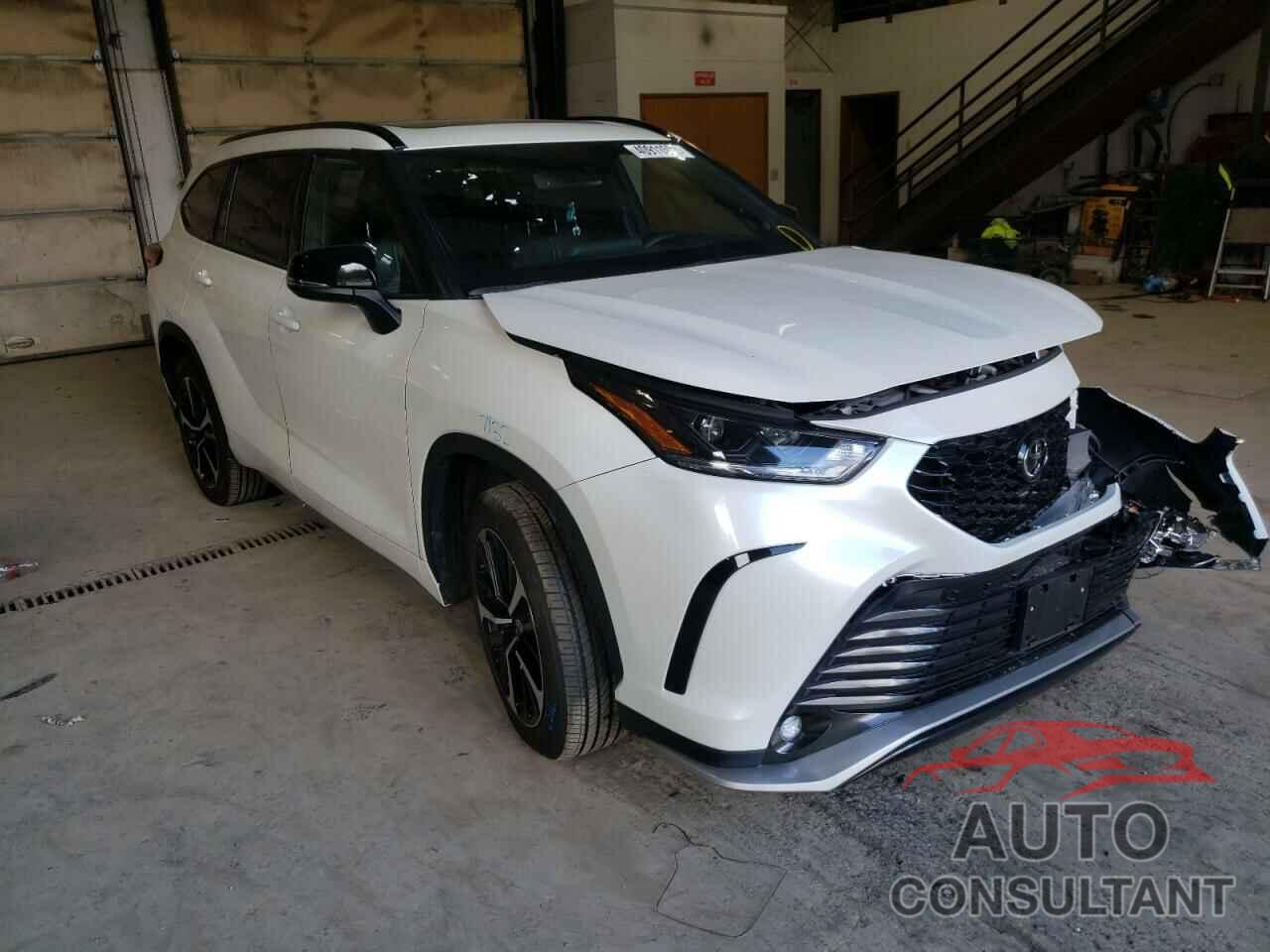 TOYOTA HIGHLANDER 2021 - 5TDJZRBH5MS075507