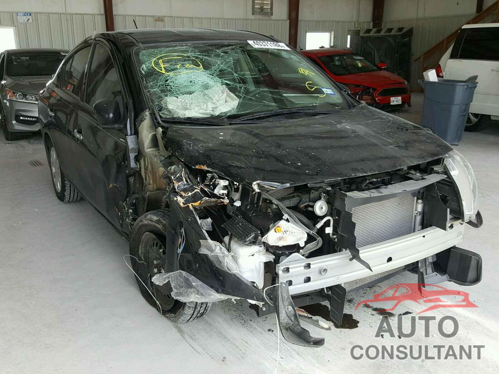 NISSAN VERSA 2017 - 3N1CN7AP1HL891338