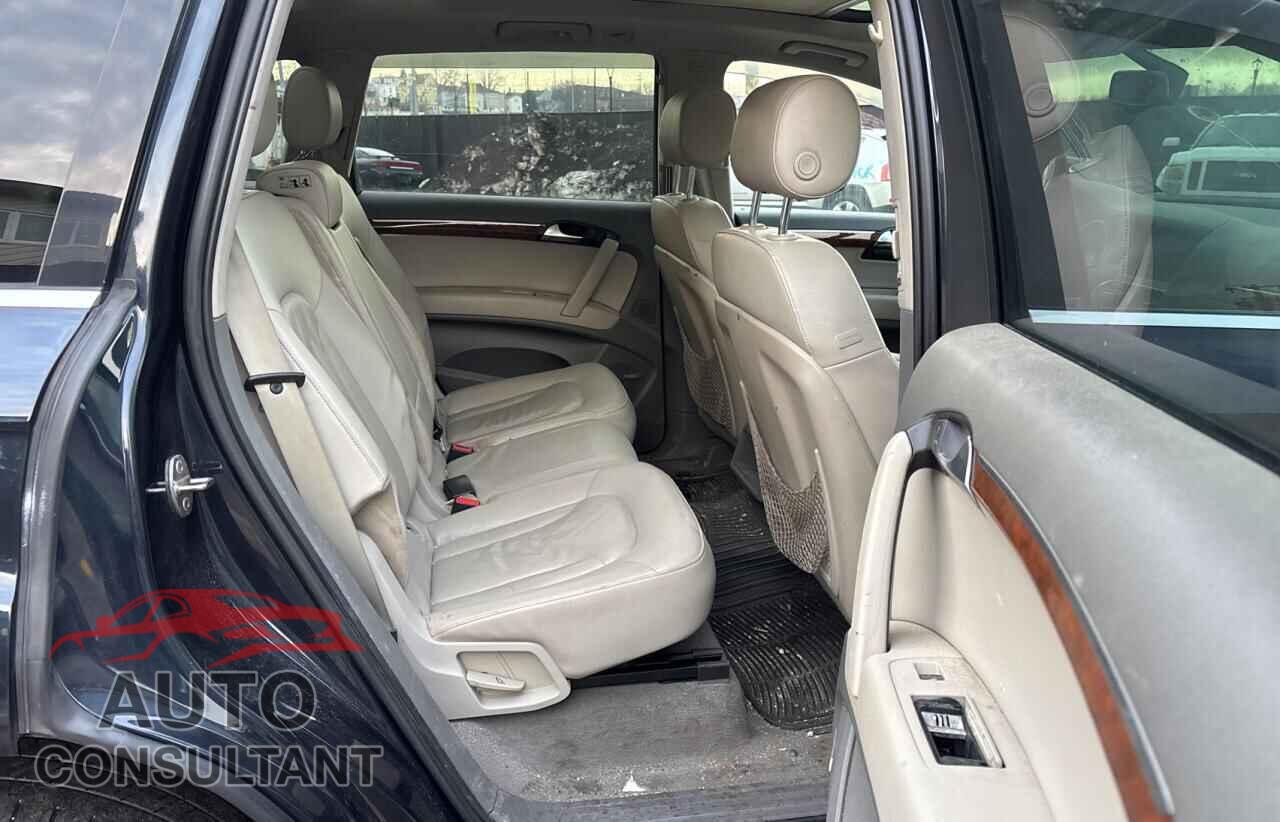 AUDI Q7 2011 - WA1LMAFE3BD002406