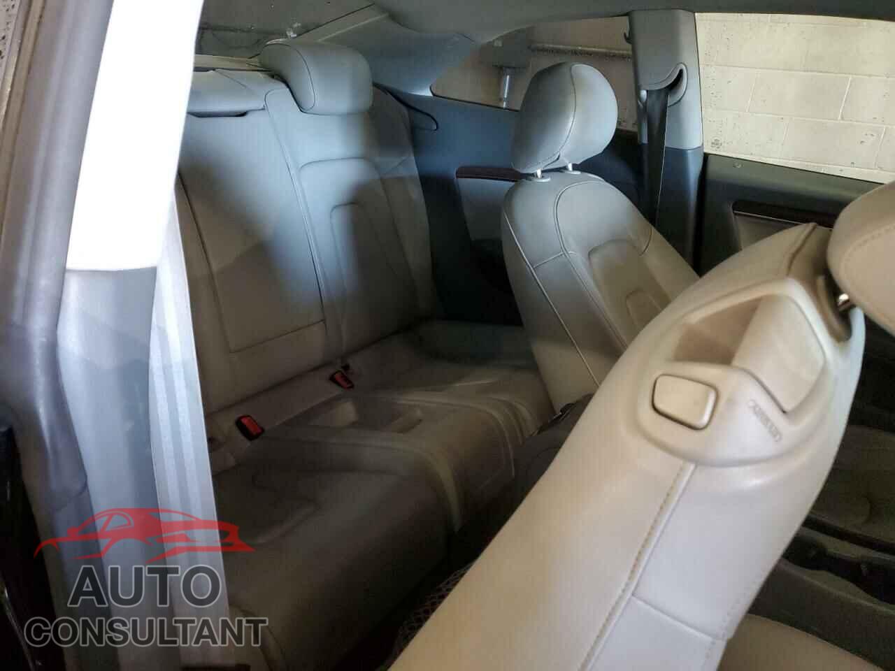 AUDI A5 2013 - WAULFAFR2DA074721