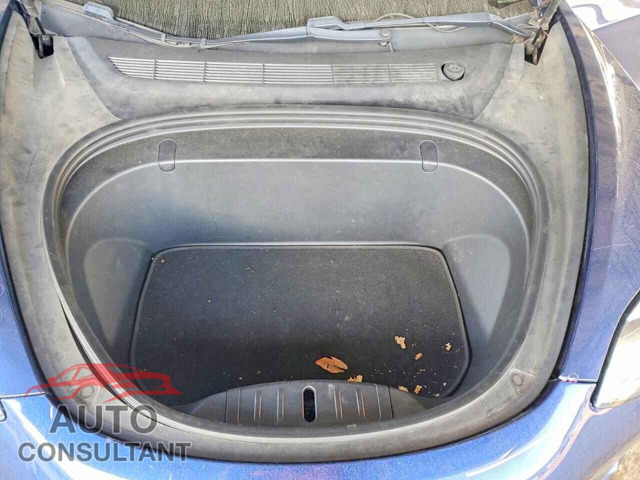 TESLA MODEL 3 2018 - 5YJ3E1EA0JF160808