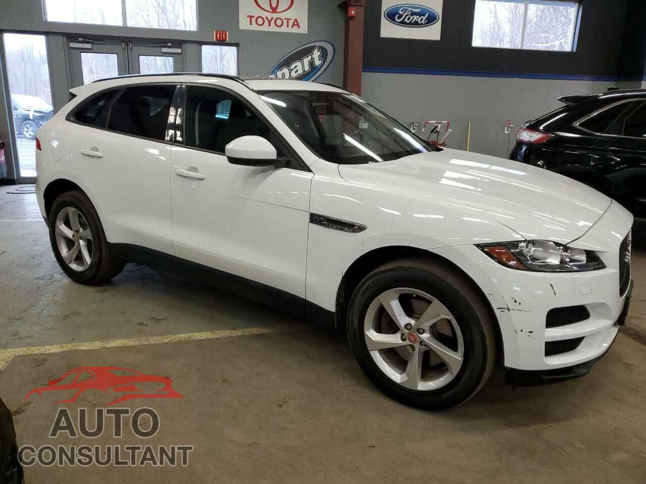 JAGUAR F-PACE 2017 - SADCJ2BV2HA880188