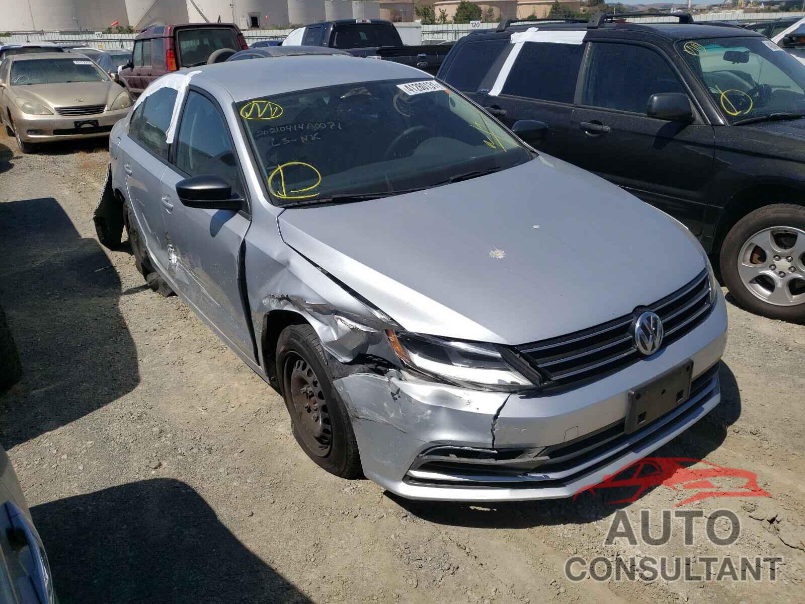 VOLKSWAGEN JETTA 2016 - 3VW267AJ5GM330244
