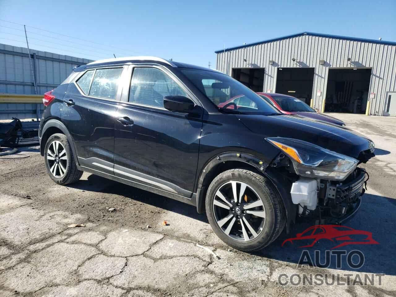 NISSAN KICKS 2019 - 3N1CP5CU4KL528671