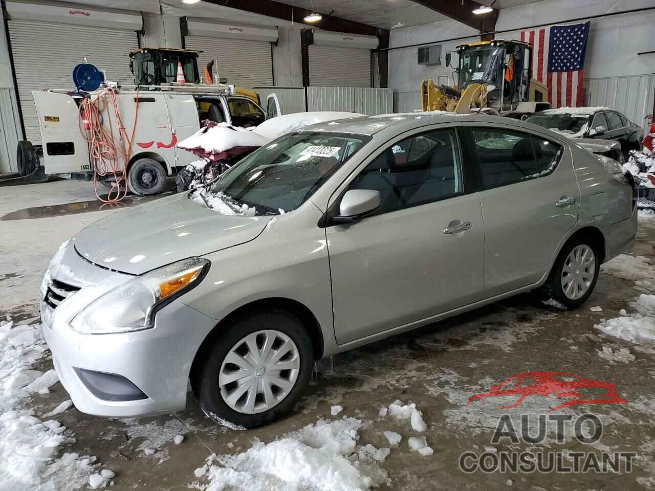NISSAN VERSA 2017 - 3N1CN7AP9HL814703