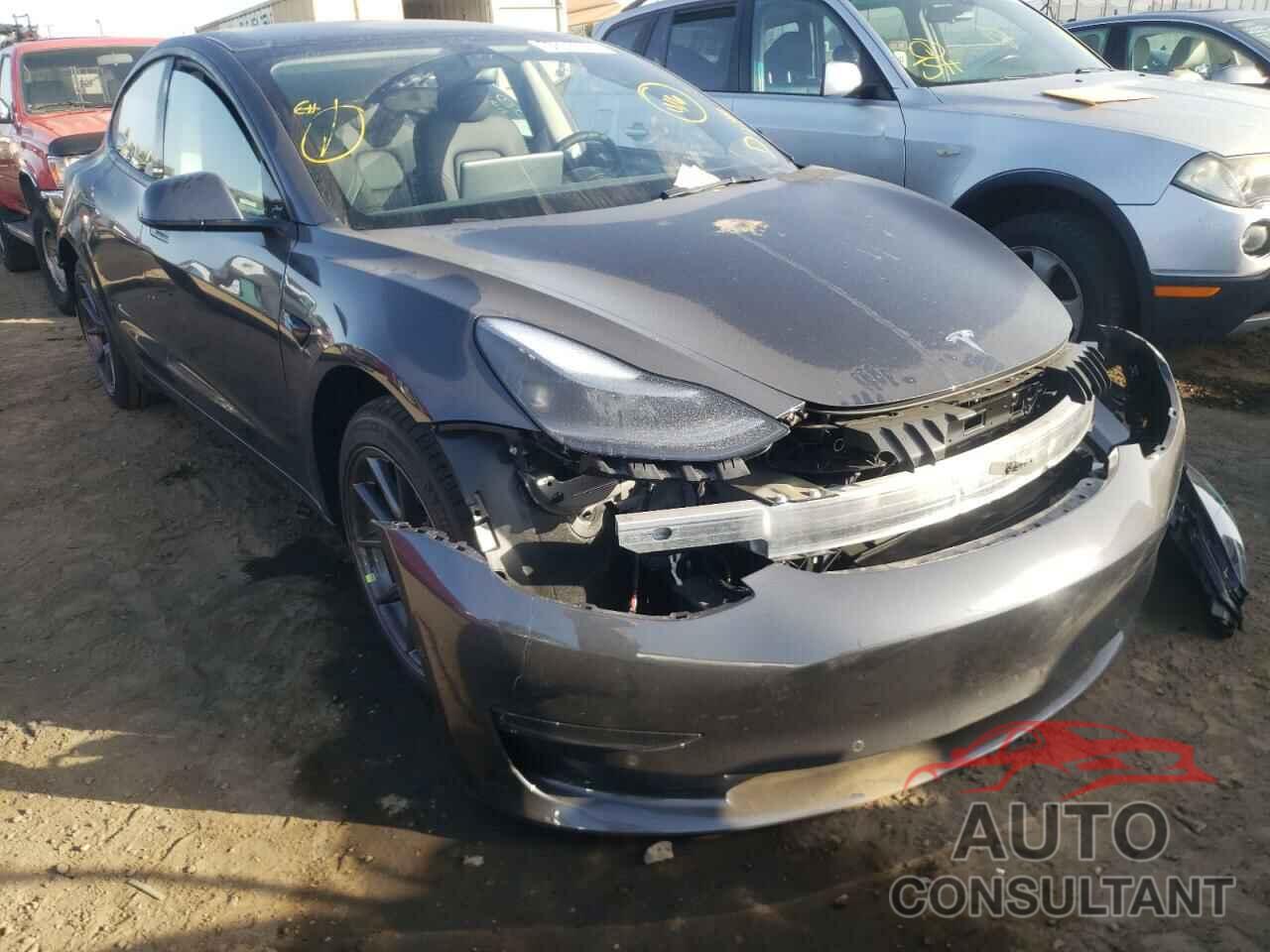 TESLA MODEL 3 2022 - 5YJ3E1EB9NF123853