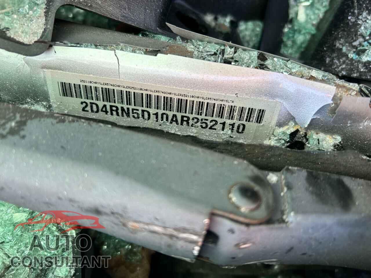 DODGE CARAVAN 2010 - 2D4RN5D10AR252110