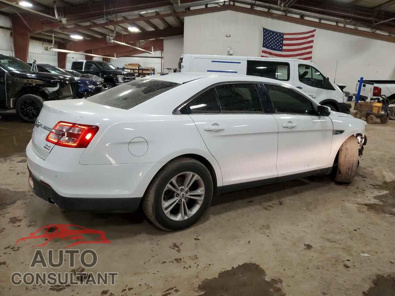 FORD TAURUS 2017 - 1FAHP2E83HG113006