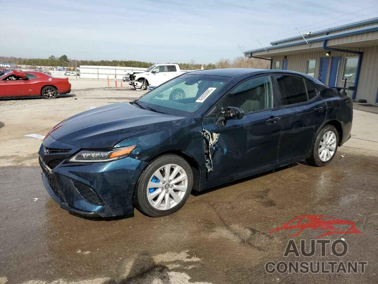 TOYOTA CAMRY 2018 - 4T1B11HK8JU576300