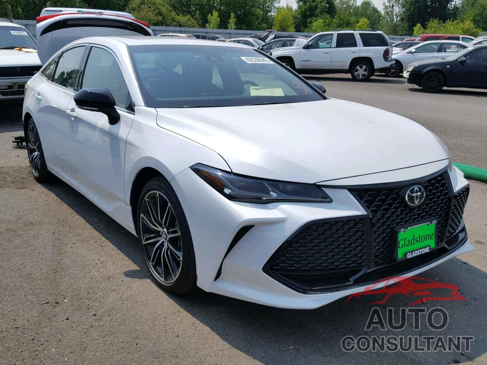 TOYOTA AVALON 2019 - 4T1BZ1FB1KU010329