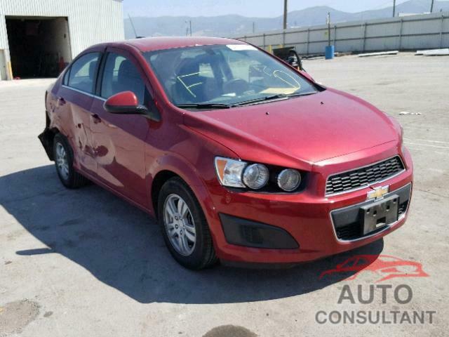 CHEVROLET SONIC 2015 - 1G1JC5SB0F4145850