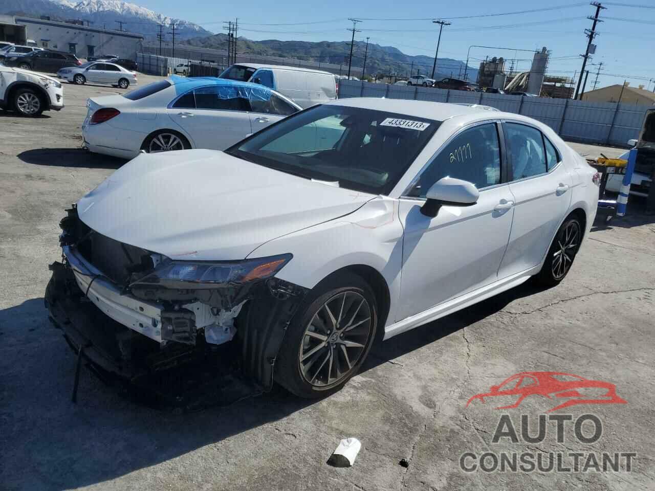 TOYOTA CAMRY 2021 - 4T1G11AKXMU576478