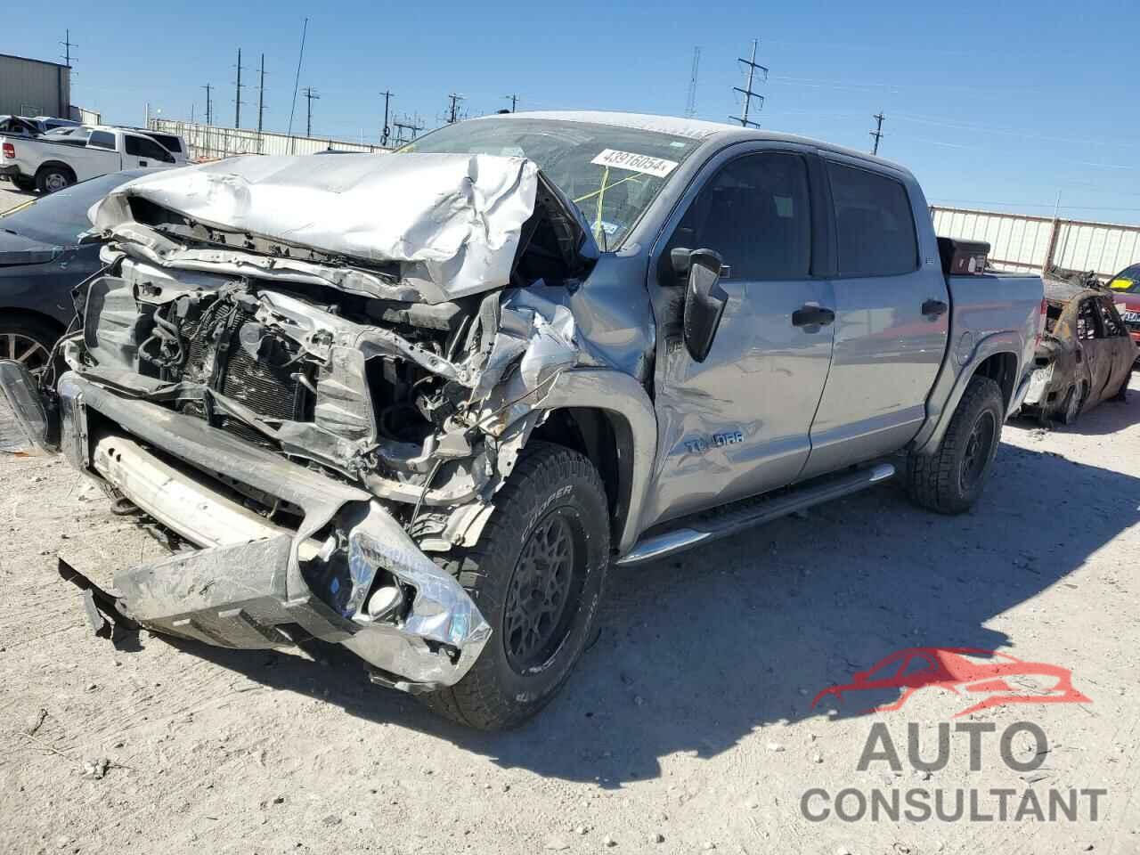 TOYOTA TUNDRA 2017 - 5TFDW5F10HX583699