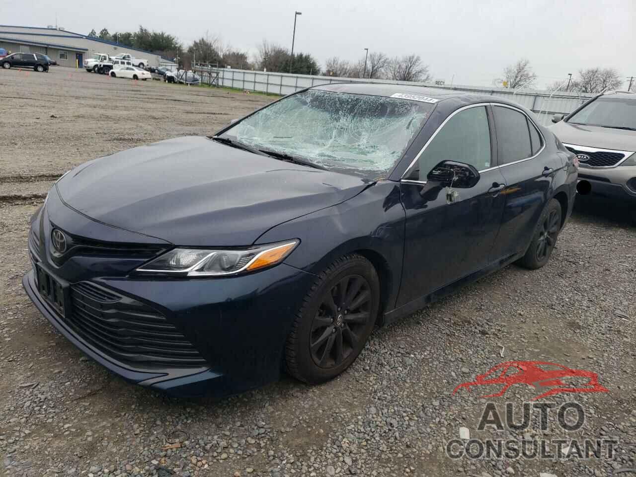 TOYOTA CAMRY 2018 - 4T1B11HK8JU597292