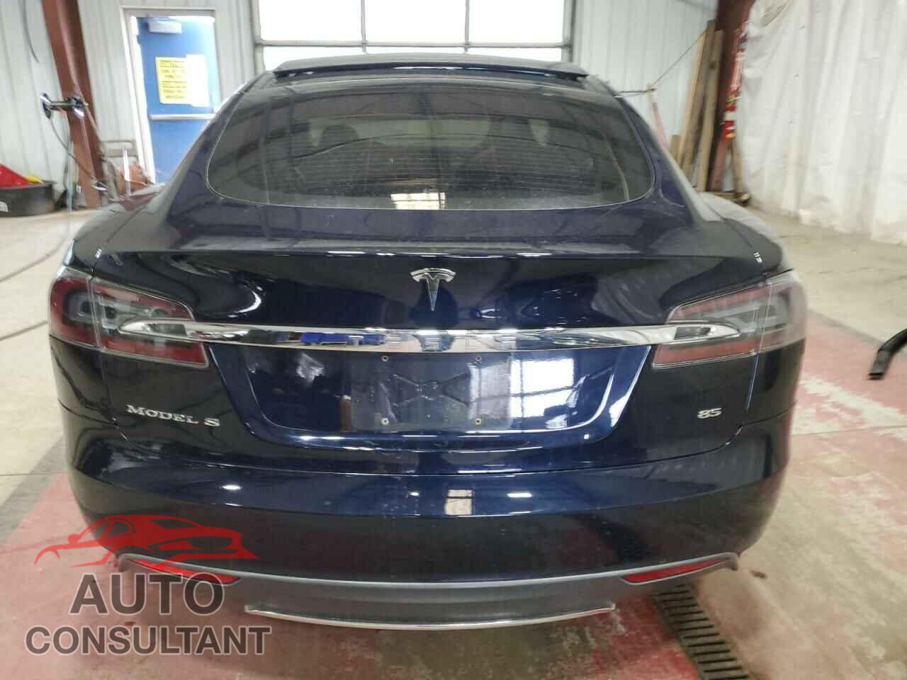 TESLA MODEL S 2013 - 5YJSA1DN0DFP06913