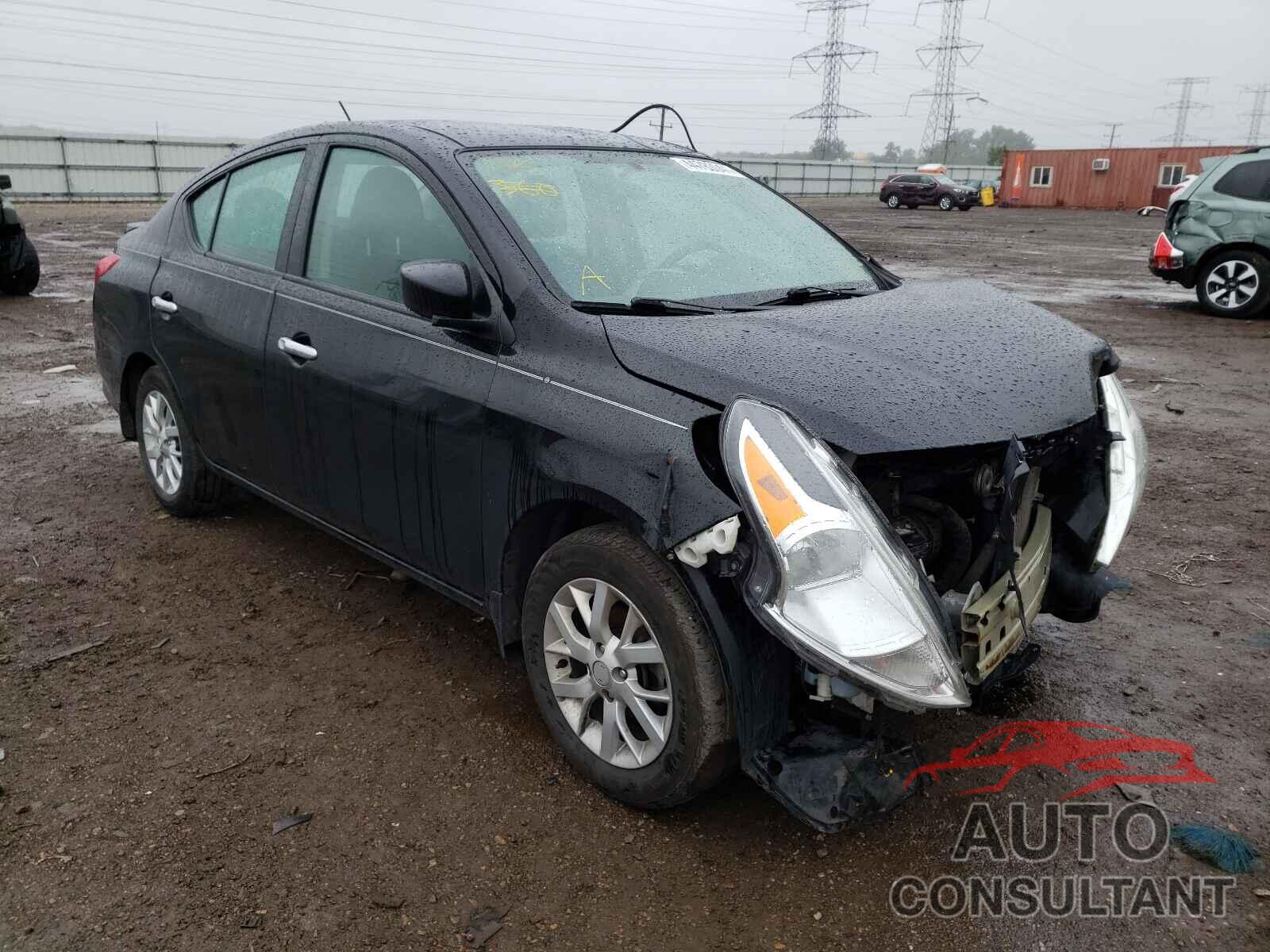 NISSAN VERSA 2018 - 3N1CN7AP1JL814717