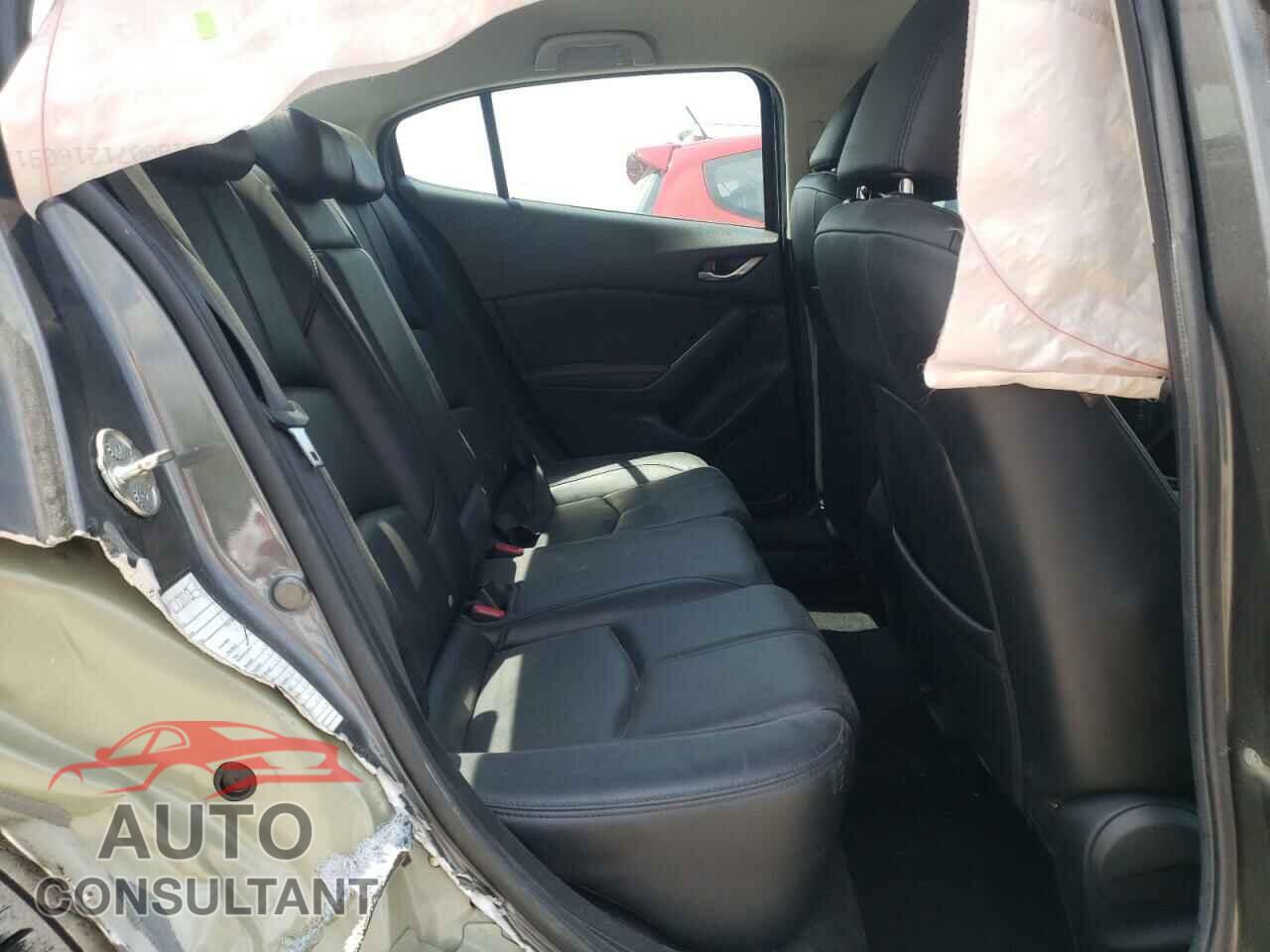 MAZDA 3 2017 - 3MZBN1V75HM130013