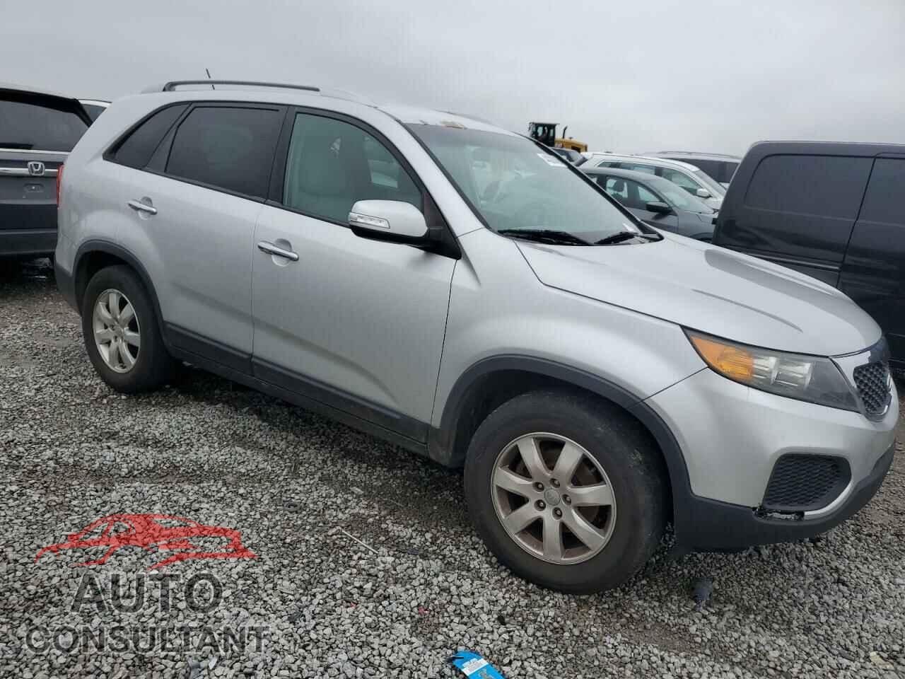 KIA SORENTO 2013 - 5XYKT4A20DG368640