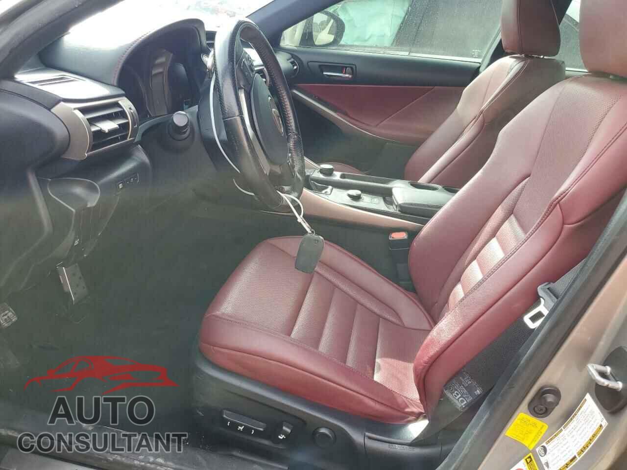 LEXUS IS 2016 - JTHBA1D20G5027640