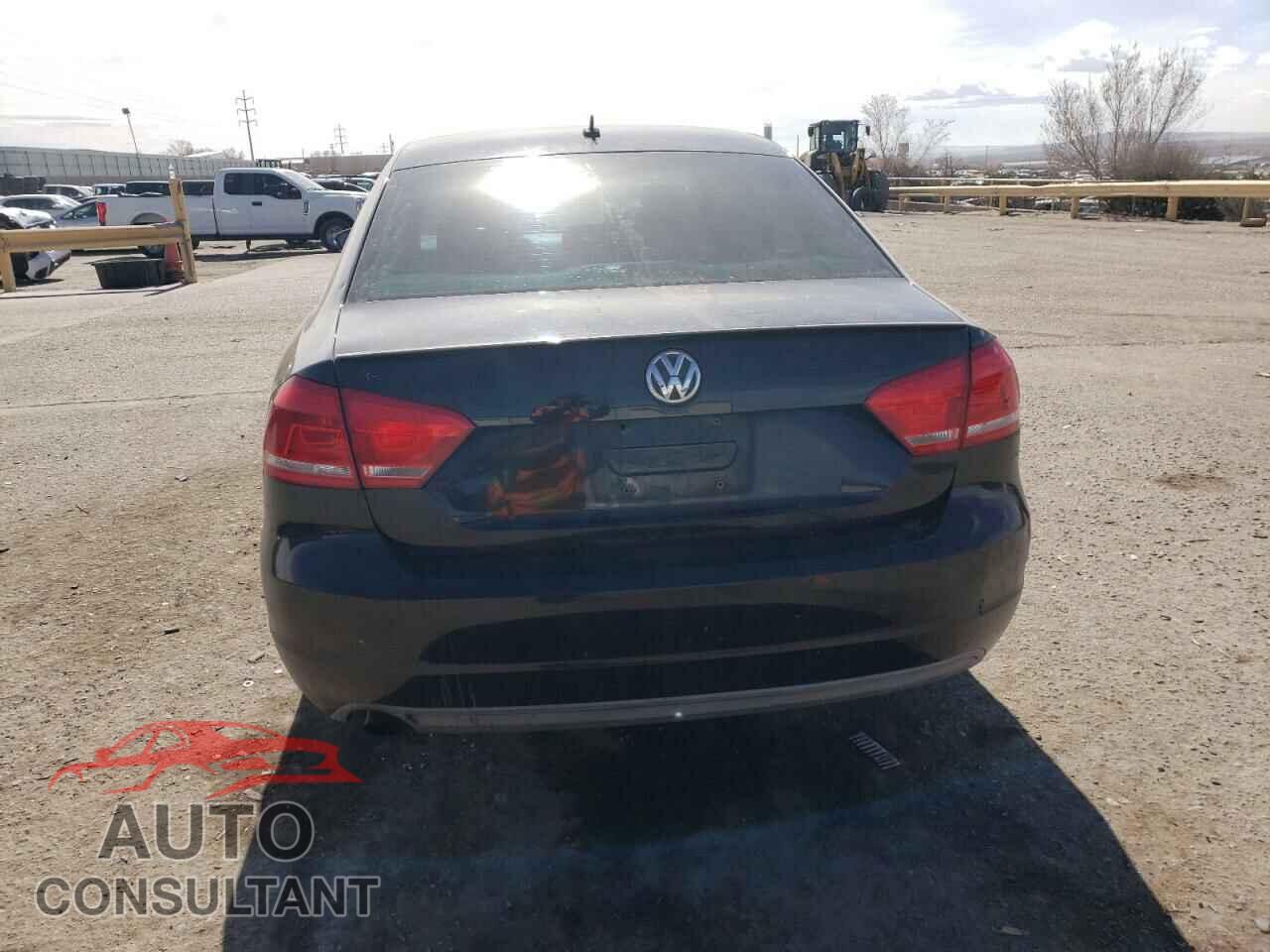VOLKSWAGEN PASSAT 2012 - 1VWAH7A32CC089486